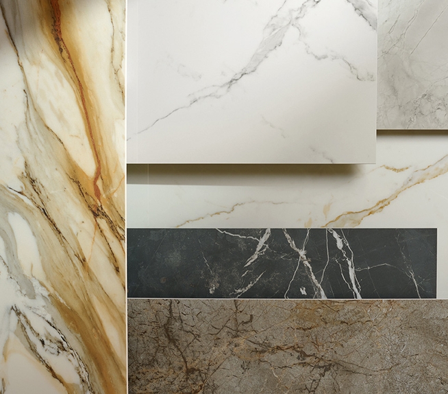 Moodboard mit Marmorplatten mit goldenen, weißen, grauen und braunen Adern.