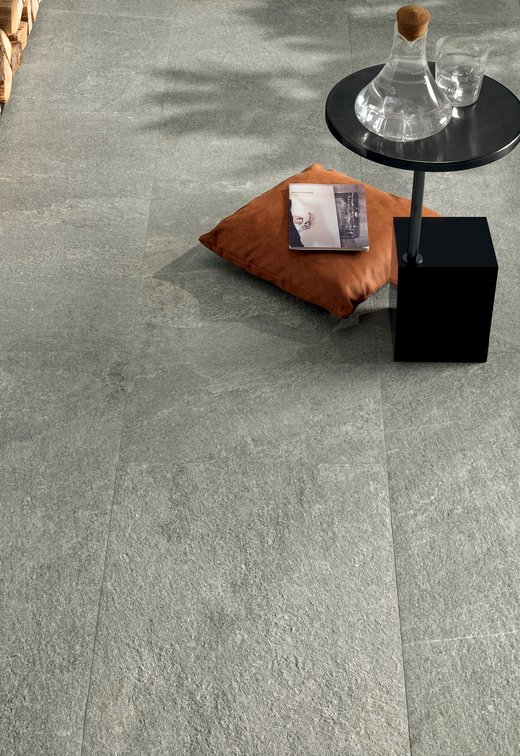 Image of the collection Arkiquartz, OUTDOOR TILES, STONE EFFECT