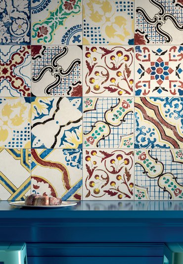 PIASTRELLE PER LA CUCINA, LIVING E CAMERA DA LETTO Storie d'Italia | Marca Corona ceramic tiles
