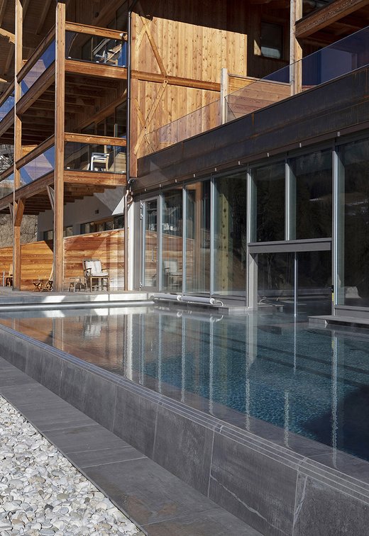 Hotel Dolomiti Lodge Alverà: piastrelle in gres porcellanato Marca Corona