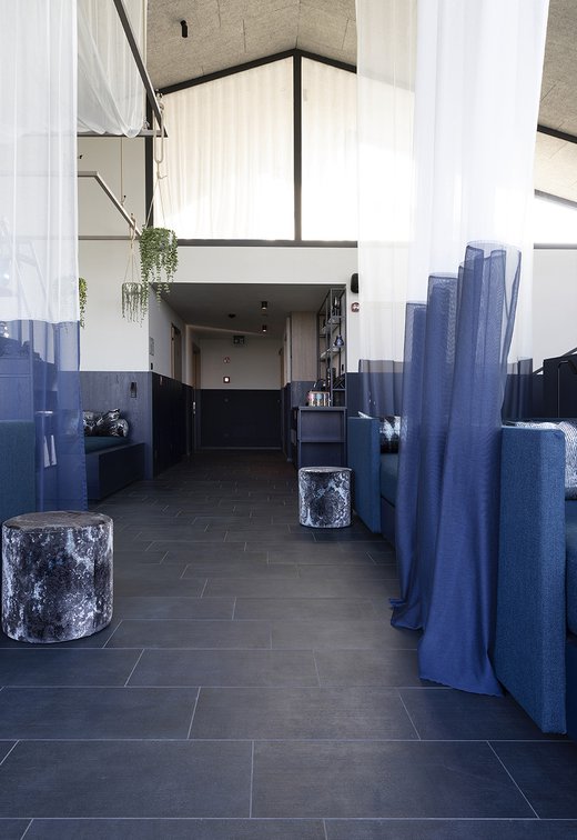 Aeon Hotel – A place beyond: Marca Corona porcelain stoneware tiles