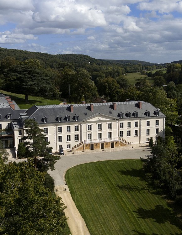 Dolce by Wyndham Versailles - Domaine du Montcel Projekt erstellt in Francia mit den Kollektionen Arkistone, Elisir, Phase, StoneOne