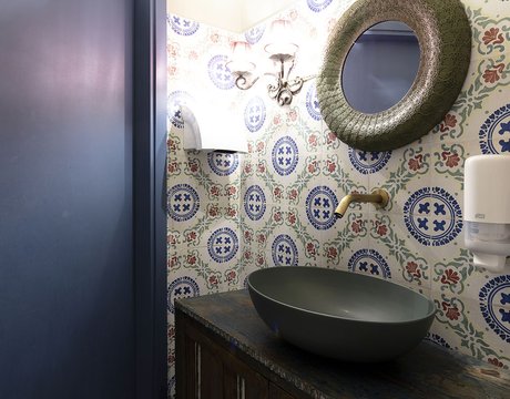 Glam: Marca Corona porcelain stoneware tiles