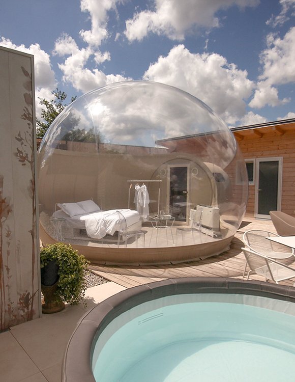 Atmosfera Bubble Glamping Projekt erstellt in Italia mit den Kollektionen Miniature Soda, Multiforme Dune, Terracreta