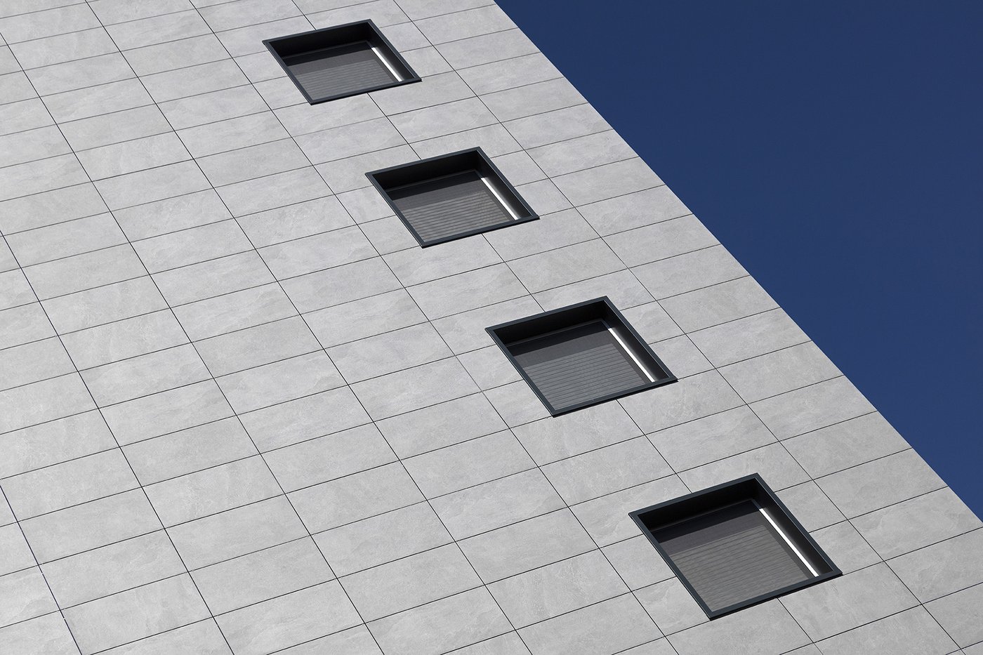 Proyecto residencial en Milán | Marca CoronaLas baldosas de gres efecto ...