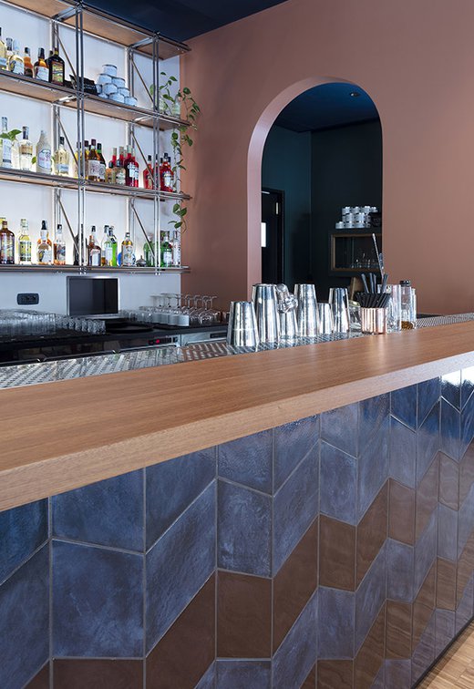 Merlo Cocktail Bar: Marca Corona porcelain stoneware tiles
