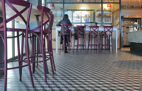 Restaurante Turet: Marca Corona porcelain stoneware tiles