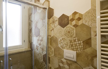 Residence in Piazza Martini: Marca Corona porcelain stoneware tiles