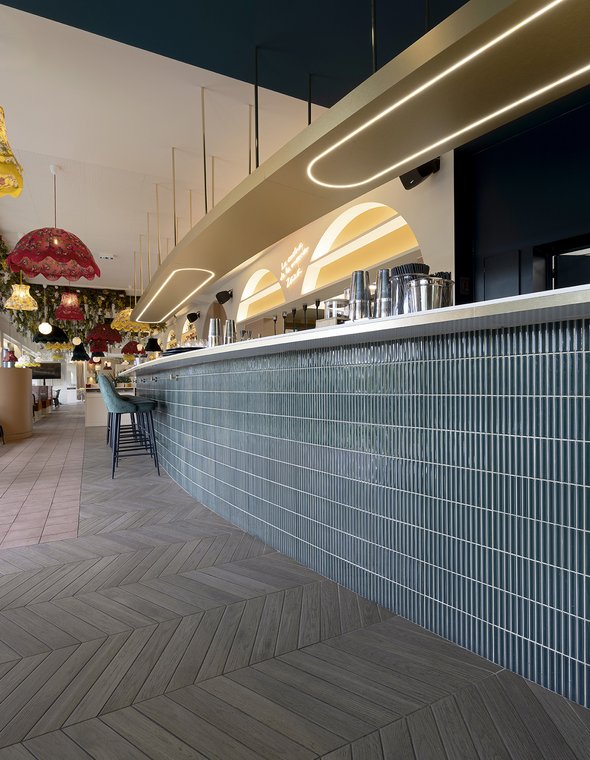 Zaza Ristorante Project built in Francia with the collections Elisir Royal, Mirabilia, Terra.Art, Terracreta